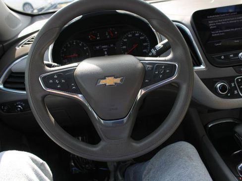 Used 2021 Chevrolet Malibu LT image 5