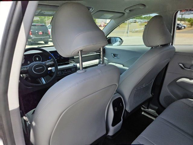 Used 2026 Hyundai Kona SEL Premium FWD image 21