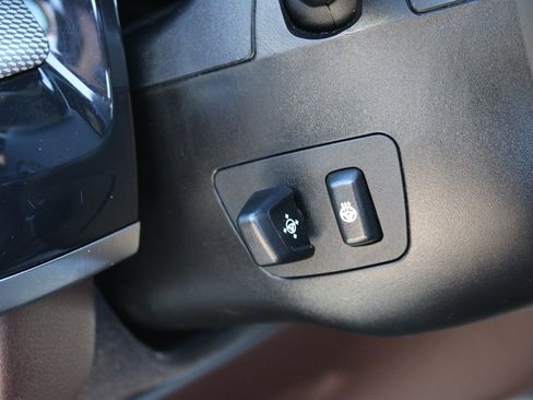 Used 2017 BMW X5 xDrive50i w/ M Sport Package image 31