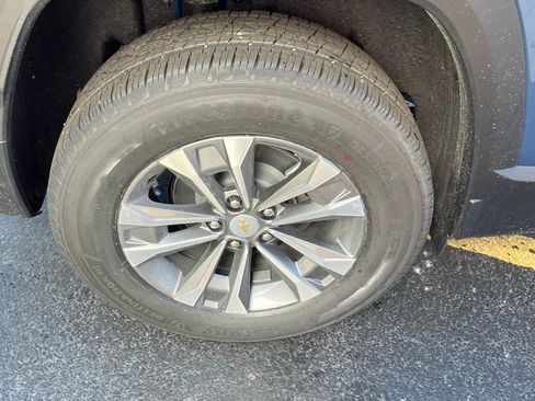 New 2026 Chevrolet Equinox LT image 9