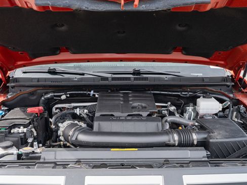Used 2025 Nissan Frontier Pro-X RWD image 26