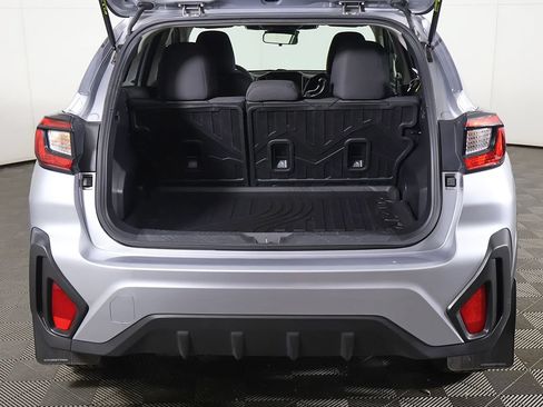 Used 2024 Subaru Crosstrek 2.0i Premium AWD/4WD image 12
