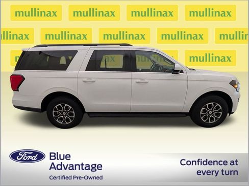Certified 2024 Ford Expedition Max XLT image 2