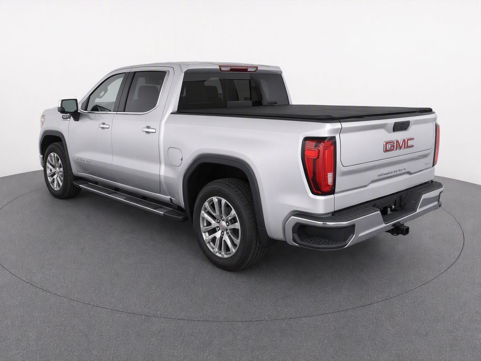 Used 2019 GMC Sierra 1500 SLT w/ SLT Premium Package RWD image 3