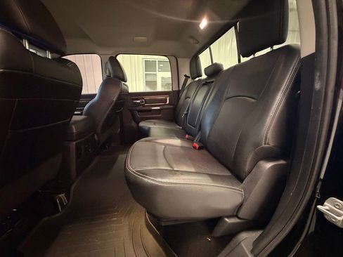 Used 2014 RAM 2500 Laramie w/ Protection Group image 10