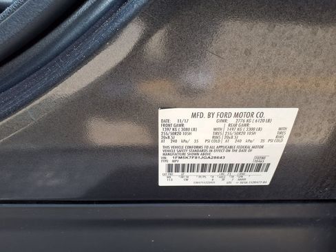 Used 2018 Ford Explorer Limited FWD image 34