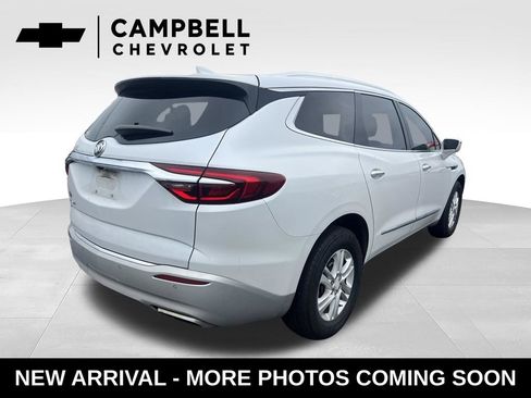 Used 2020 Buick Enclave Essence w/ Sound and Sites Package FWD image 5