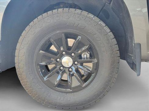 Used 2020 Chevrolet Silverado 1500 LT w/ Trailering Package AWD/4WD image 22
