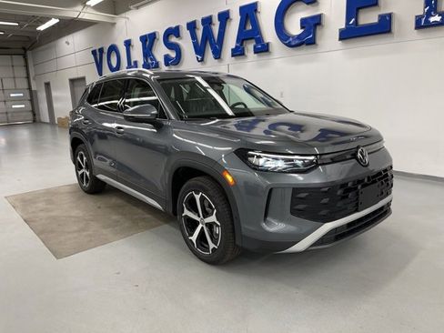 New 2026 Volkswagen Tiguan SE image 5