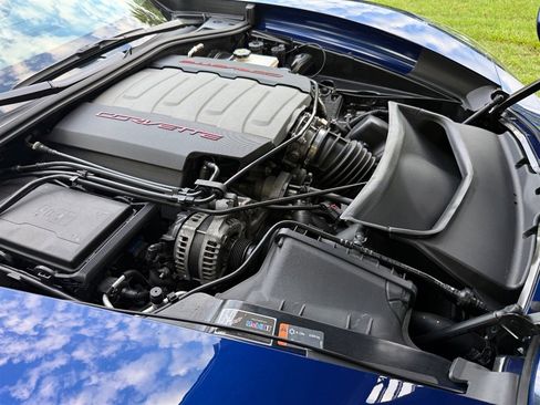 Used 2017 Chevrolet Corvette Stingray Coupe w/ Carbon Flash Badge Package RWD image 63