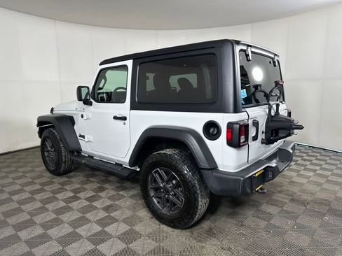 Used 2024 Jeep Wrangler Sport S image 5