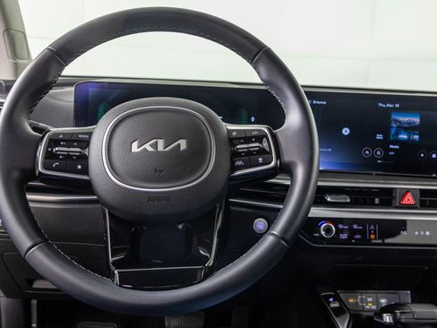 Used 2025 Kia Sorento X-Line EX image 31