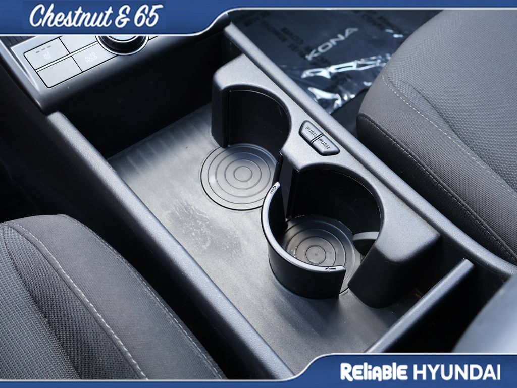 Certified 2024 Hyundai Kona SEL w/ Convenience Package FWD image 39