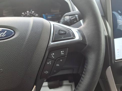 Certified 2024 Ford Edge SEL w/ Convenience Package AWD/4WD image 16