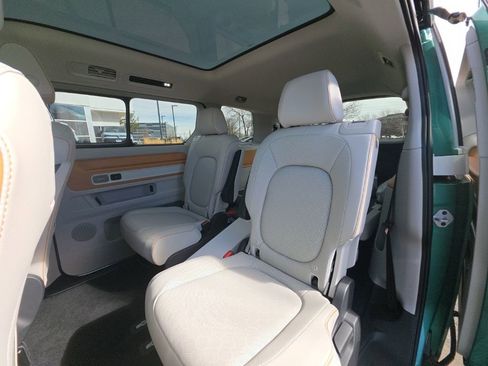 New 2025 Volkswagen ID. Buzz 1st Edition image 20