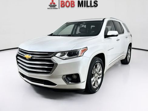 Used 2019 Chevrolet Traverse High Country AWD/4WD image 3