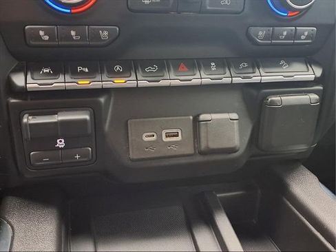 Certified 2020 Chevrolet Silverado 1500 LTZ w/ LTZ Plus Package image 10