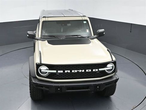 Used 2025 Ford Bronco Badlands AWD/4WD image 35