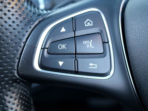 Used 2017 Mercedes-Benz C 300 Cabriolet image 25