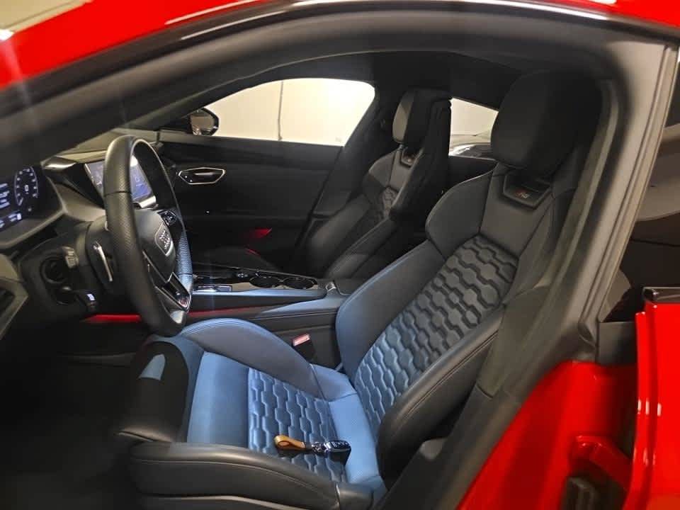 Used 2024 Audi RS e-tron GT w/ Carbon Performance Package AWD/4WD image 10