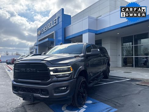 Used 2020 RAM 3500 Laramie w/ Night Edition image 3