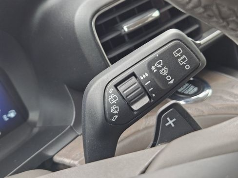 Used 2020 Ford Explorer Platinum w/ Premium Technology Package image 29