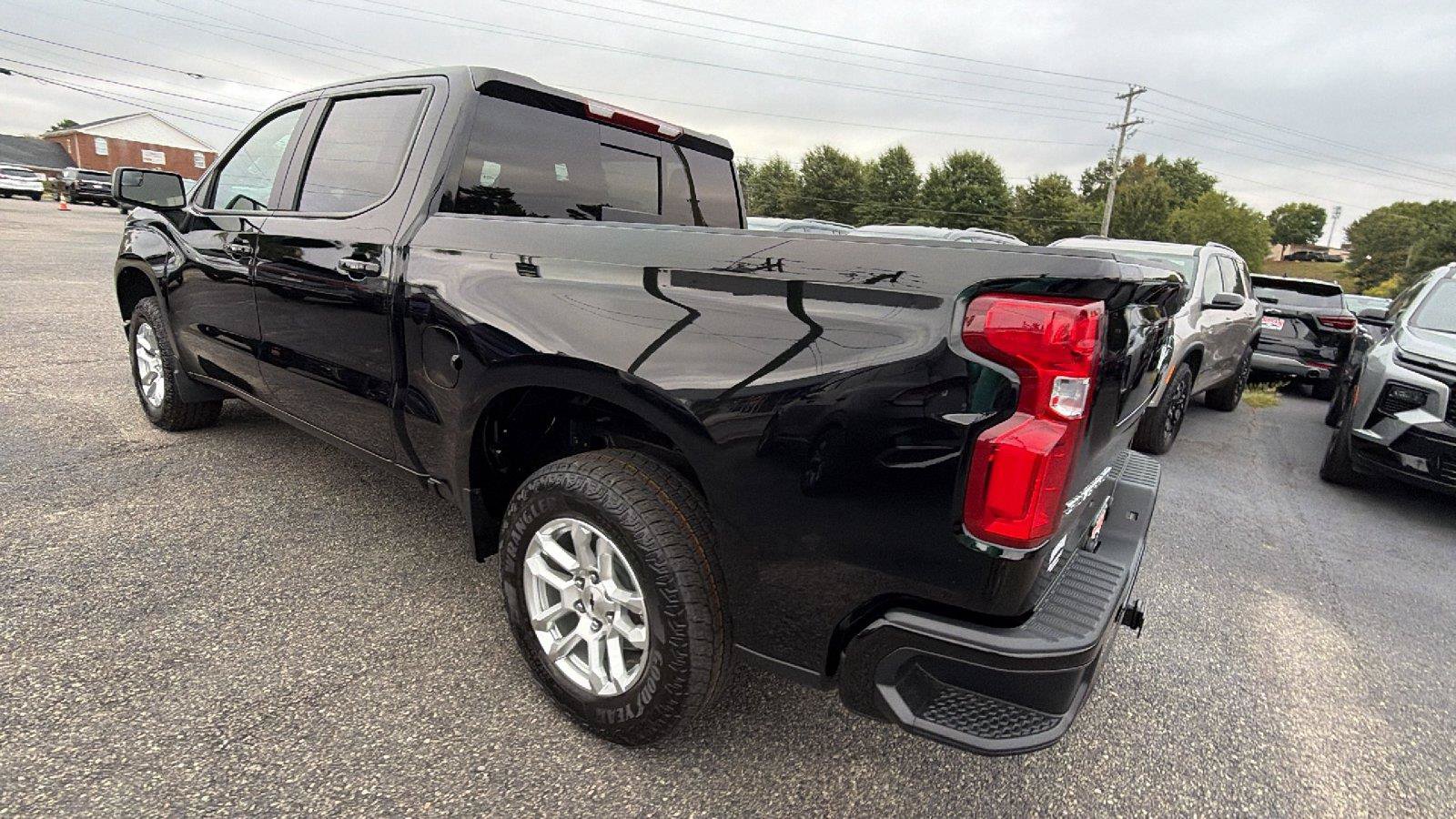 New 2026 Chevrolet Silverado 1500 RST w/ Convenience Package II AWD/4WD image 10