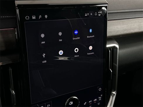 New 2025 GMC Acadia Denali w/ Super Cruise Package image 13