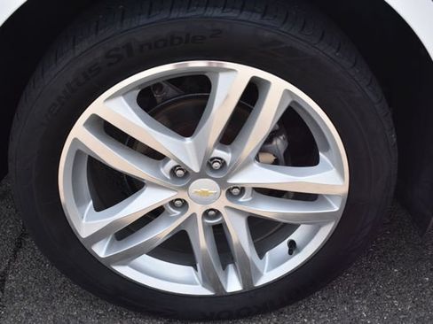 Used 2019 Chevrolet Equinox Premier FWD image 49