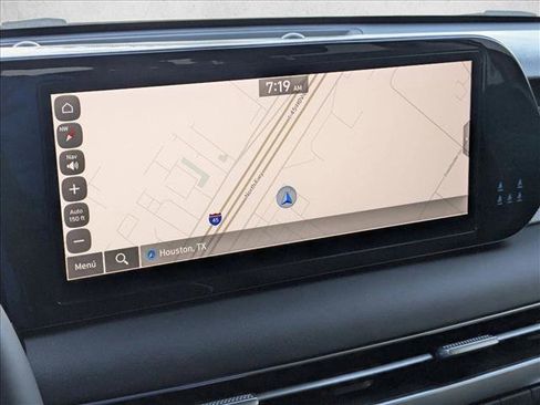 Used 2024 Hyundai Palisade SEL w/ Premium Package image 13