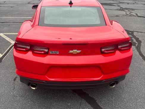 Used 2023 Chevrolet Camaro LT RWD image 6
