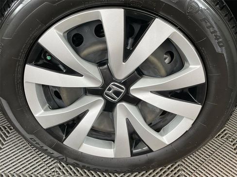 Used 2023 Honda Civic LX image 33