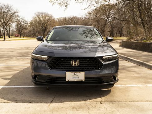 Used 2024 Honda Accord EX image 3