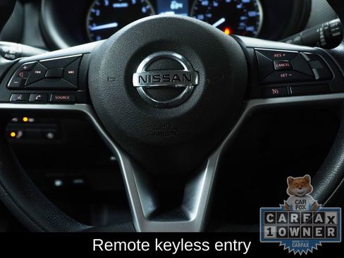 Used 2021 Nissan Kicks S image 4