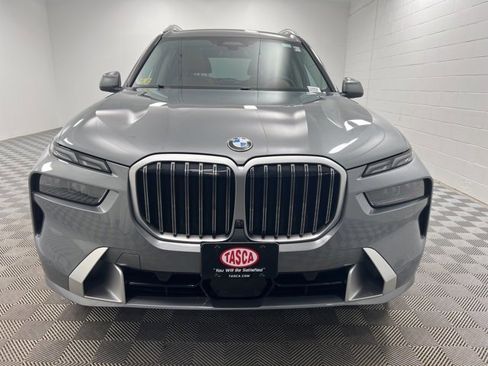Used 2024 BMW X7 xDrive40i image 3