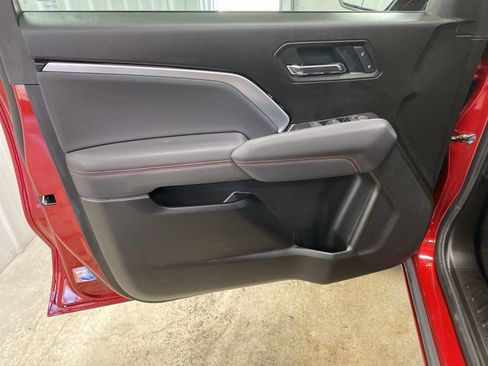 Certified 2025 Chevrolet Colorado Z71 w/ Technology Package image 27