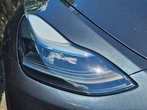 Used 2024 Tesla Model Y Long Range AWD/4WD image 25