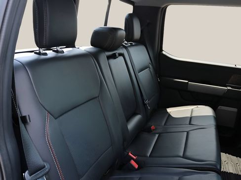 Used 2022 Ford F150 Lariat AWD/4WD image 18