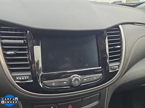Used 2020 Chevrolet Trax LS w/ Tint and Cruise Package FWD image 9