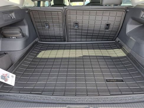 New 2026 Volkswagen Tiguan SE FWD image 23