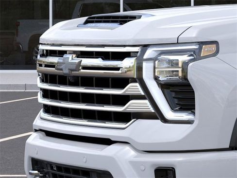 New 2026 Chevrolet Silverado 3500 High Country image 13