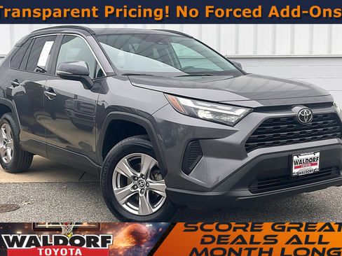 Used 2022 Toyota RAV4 XLE w/ Convenience Package image 1