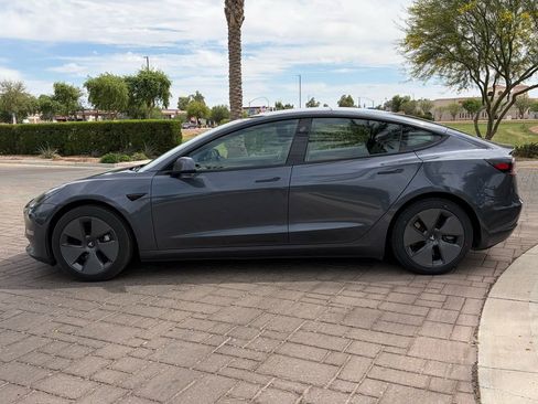 Used 2022 Tesla Model 3 Long Range image 5