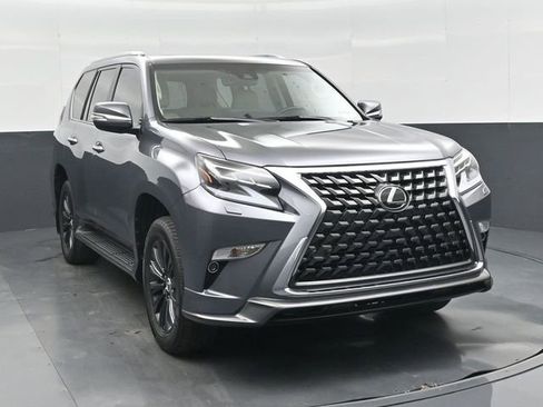 Used 2023 Lexus GX 460 Luxury w/ Sport Design Package AWD/4WD image 12