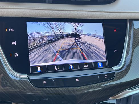 Used 2021 Cadillac XT6 Premium Luxury w/ Platinum Package image 22