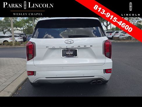 Used 2022 Hyundai Palisade Limited FWD image 5