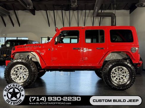 Used 2025 Jeep Wrangler Unlimited Rubicon AWD/4WD image 11