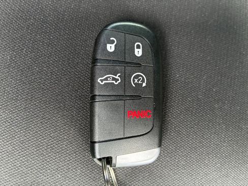 Used 2020 Dodge Charger SXT w/ Blacktop Package image 24