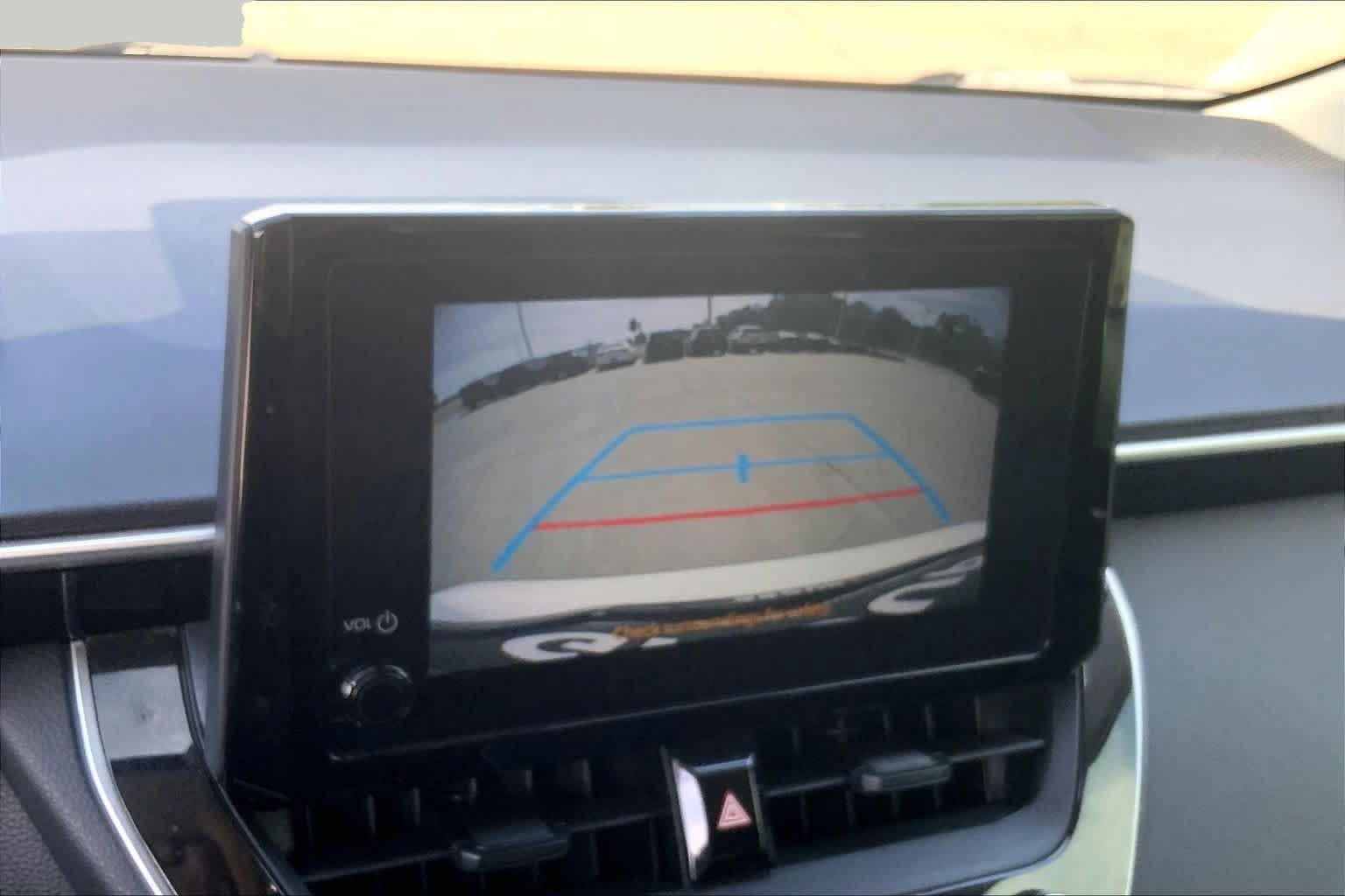 Used 2023 Toyota Corolla LE FWD image 28