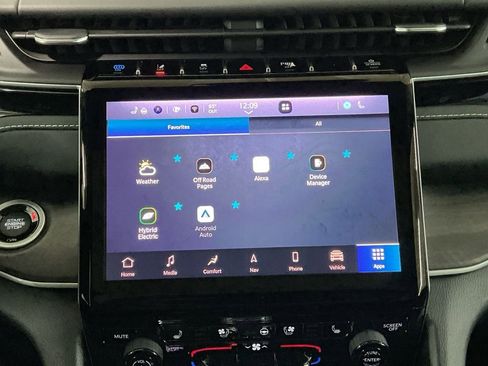 Used 2022 Jeep Grand Cherokee Limited 4xe w/ Luxury Tech Group II AWD/4WD image 14